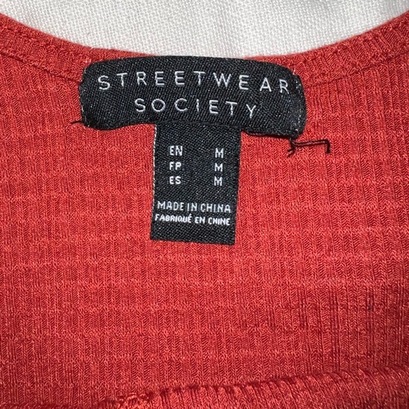 Cropped Fitted Red Tee Size M - Picture 4 of 4